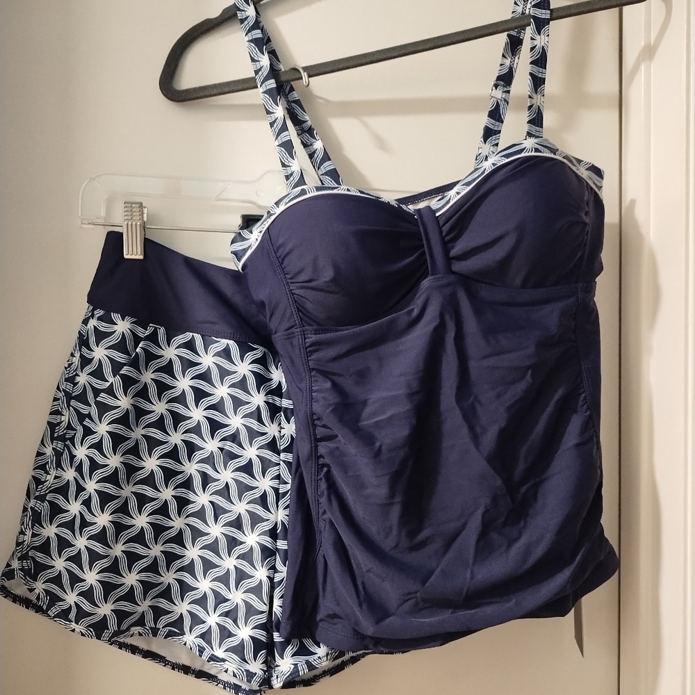 Navy and White Patterned Tankini Set NWT